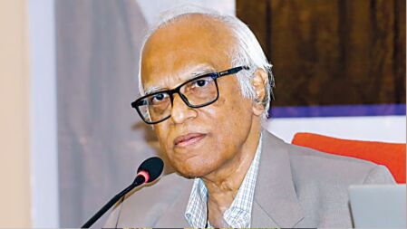 ওয়াহিদউদ্দিন মাহমুদ একসঙ্গে দুটি মন্ত্রণালয় চালাতে পারছেন না: প্রেস সচিব