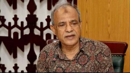 স্বরাষ্ট্র উপদেষ্টার বাসভবনে আগুন