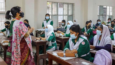 বেতন-বোনাস পেয়ে স্বস্তি শিক্ষক-কর্মচারীদের, মার্চ নিয়ে ফের দুশ্চিন্তা