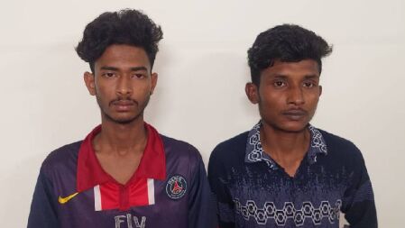 বাকৃবিতে ছিনতাইয়ের সময় হাতেনাতে আটক ২
