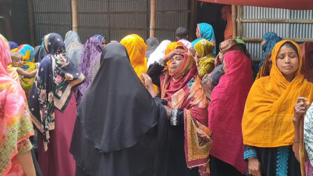 ঈশ্বরদীতে ট্রাকের ধাক্কায় সবজি ব্যবসায়ী নিহত