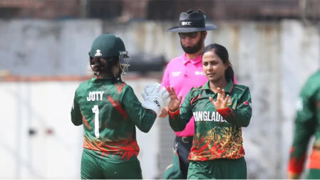 বাংলাদেশের বিপক্ষে রেকর্ড সংগ্রহ আয়ারল্যান্ডের