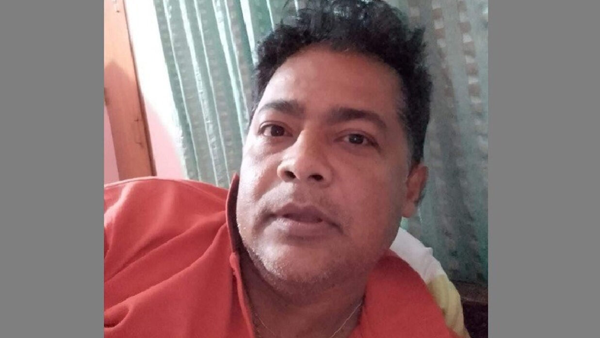অভিযুক্ত শিক্ষক ড. সুজন চৌধুরী