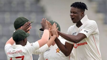 ৬ ওভারে ৩ উইকেট নেই, কঠিন বিপদে বাংলাদেশ