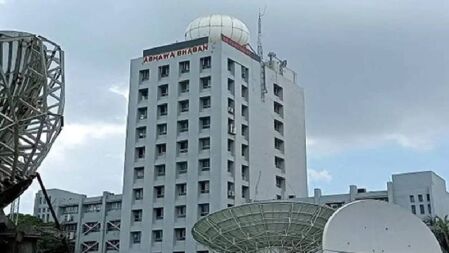৪ বিভাগে বজ্রসহ বৃষ্টির আভাস আবহাওয়া অধিদপ্তরের  