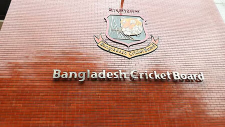 ফারুকের ২৫০ কোটি টাকা ‘সরানো’ নিয়ে যে ব্যাখ্যা বিসিবির