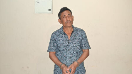 আওয়ামী লীগ নেতা মন্টু গ্রেপ্তার
