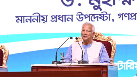 নির্বাচনের আগের সময়টা কঠিন, পুলিশকে সজাগ থাকতে হবে: প্রধান উপদেষ্টা