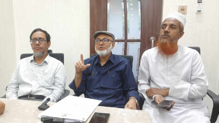 চবির সমাবর্তনে বৃদ্ধ, শিশুদের না আনার পরামর্শ প্রশাসনের